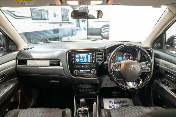 2017 Mitsubishi Outlander LS