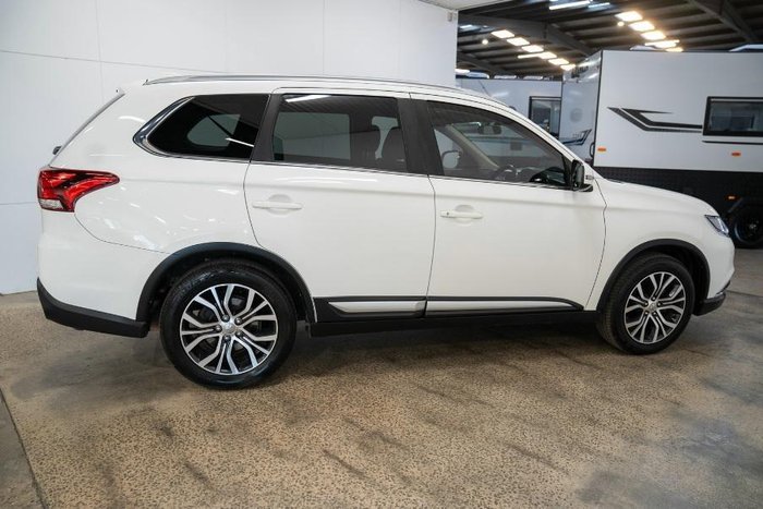 2017 Mitsubishi Outlander LS