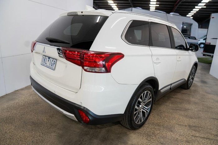 2017 Mitsubishi Outlander LS