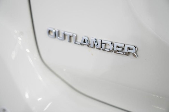 2017 Mitsubishi Outlander LS