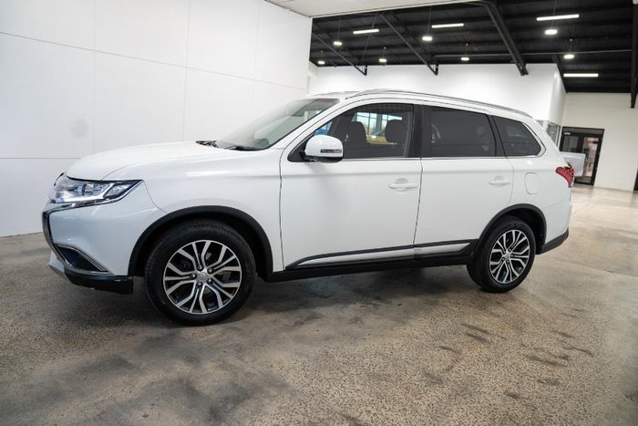 2017 Mitsubishi Outlander LS