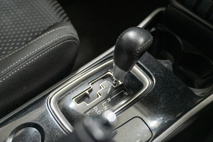 2017 Mitsubishi Outlander LS