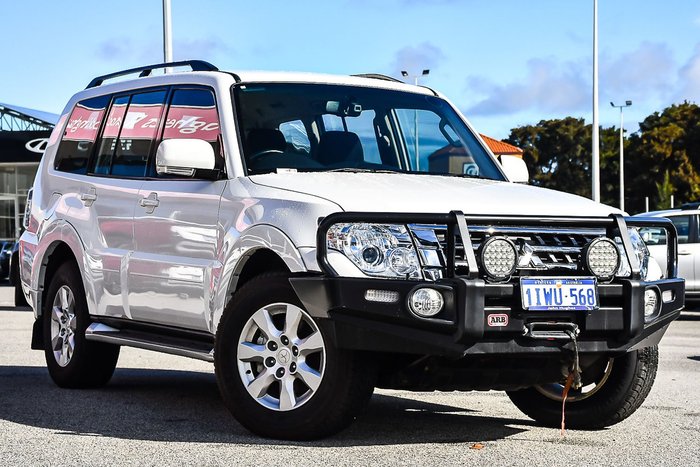 2021 Mitsubishi Pajero GLX