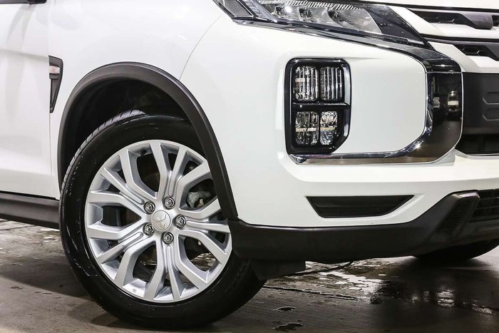 2024 Mitsubishi ASX ES