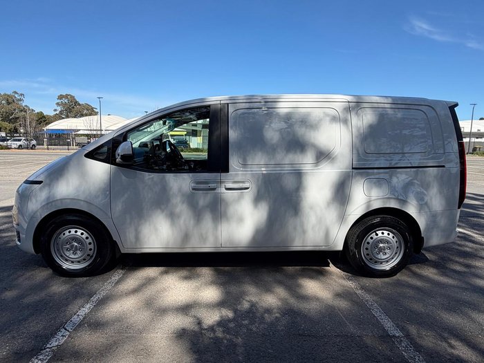 2026 Hyundai STARIA LOAD Hybrid