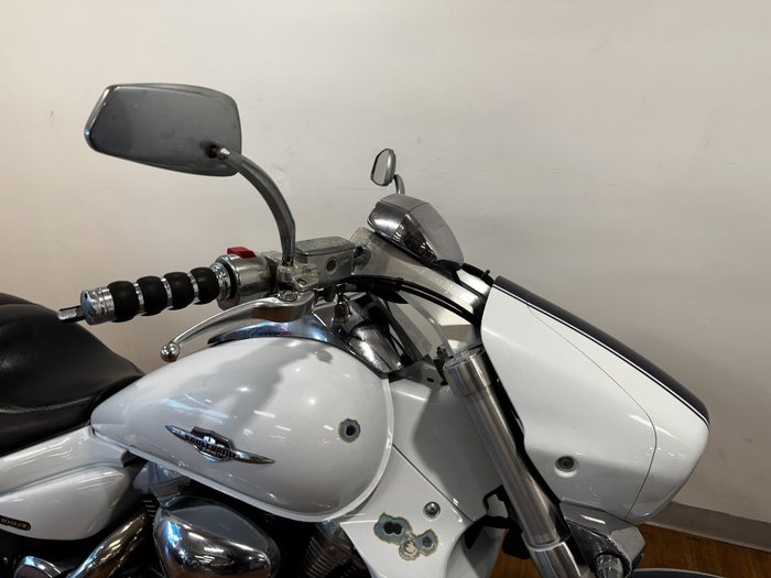 2008 Suzuki VZR 1800 BOULEVARD (M109R) WHITE