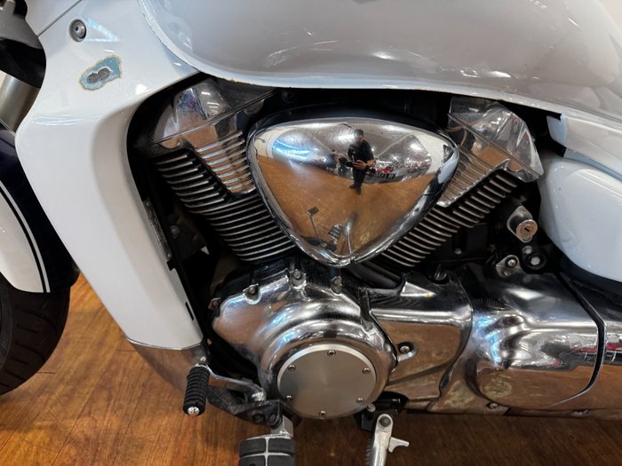 2008 Suzuki VZR 1800 BOULEVARD (M109R) WHITE