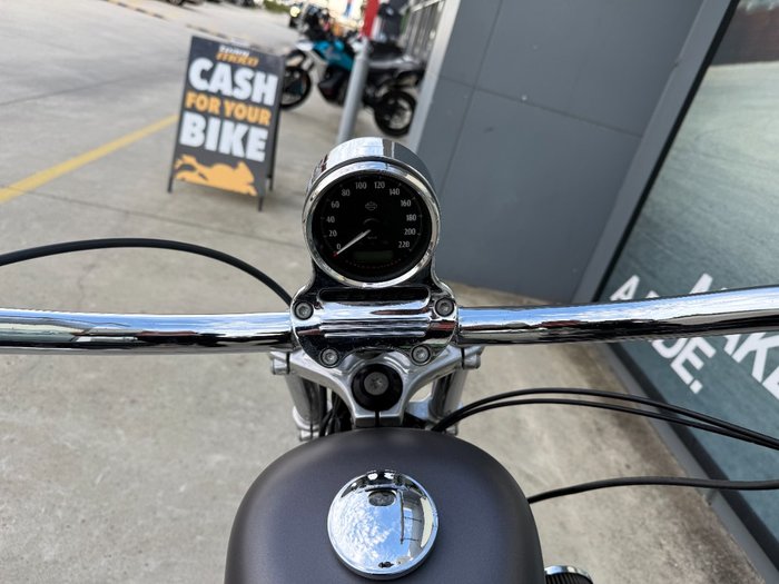 2015 HARLEY-DAVIDSON XL1200V SEVENTY-TWO GREY