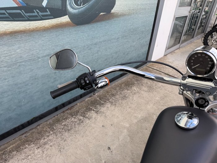 2015 HARLEY-DAVIDSON XL1200V SEVENTY-TWO GREY