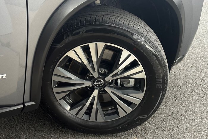 2025 Nissan X-TRAIL ST-L e-POWER
