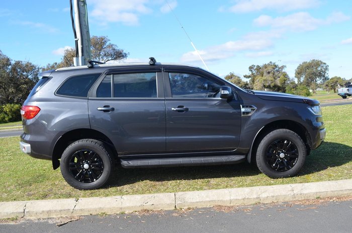 2017 Ford Everest Trend