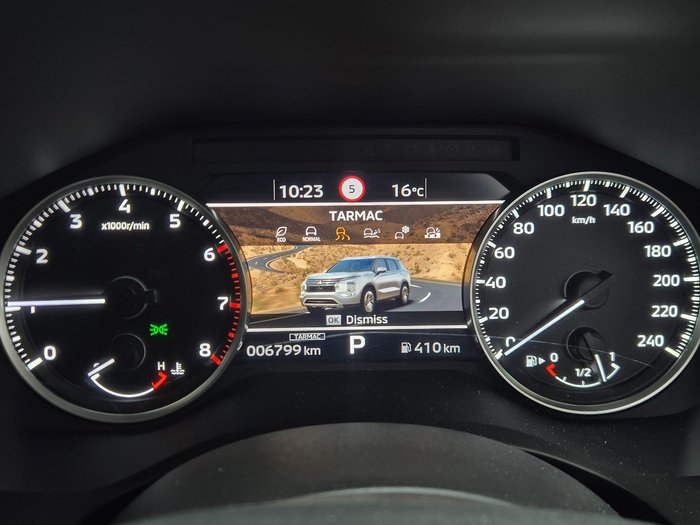 2022 Mitsubishi Outlander LS