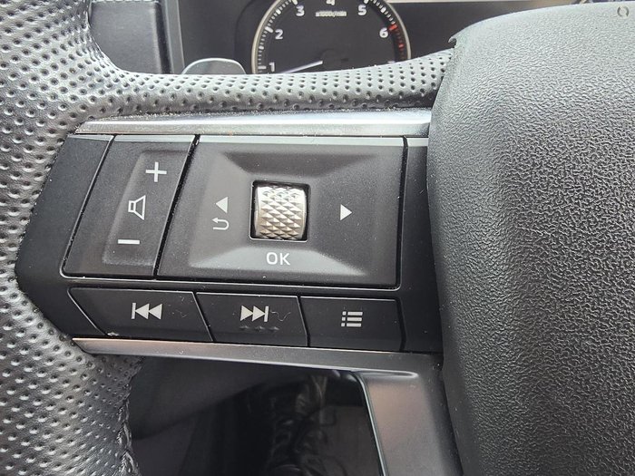 2022 Mitsubishi Outlander LS