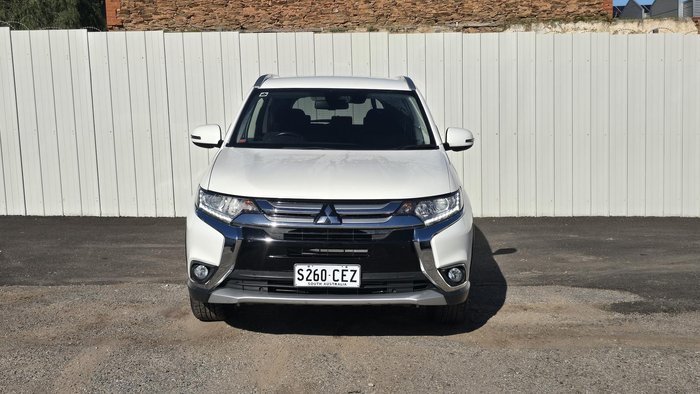 2017 Mitsubishi Outlander LS Safety Pack