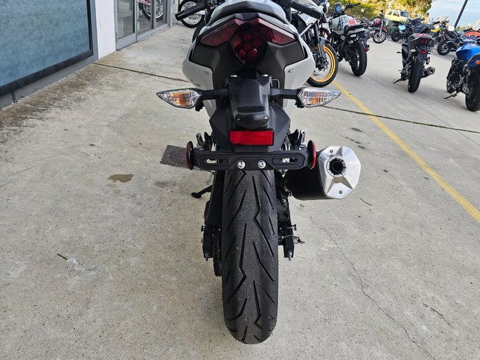 2024 Kawasaki NINJA 500 White