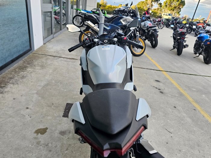 2024 Kawasaki NINJA 500 White
