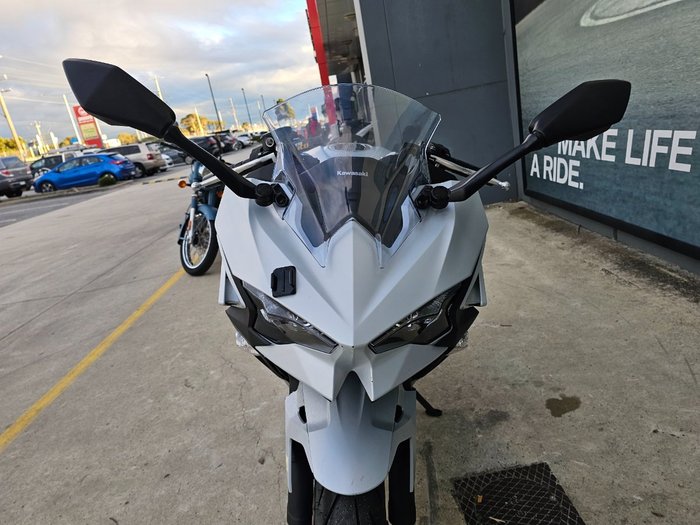 2024 Kawasaki NINJA 500 White