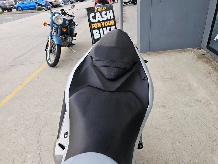 2024 Kawasaki NINJA 500 White