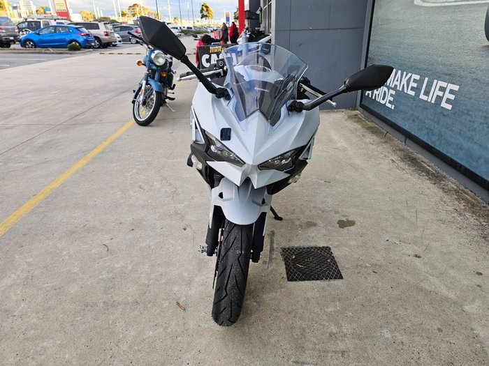 2024 Kawasaki NINJA 500 White