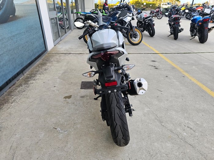 2024 Kawasaki NINJA 500 White