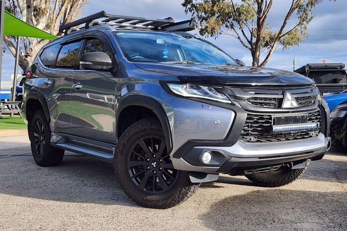 2017 Mitsubishi Pajero Sport