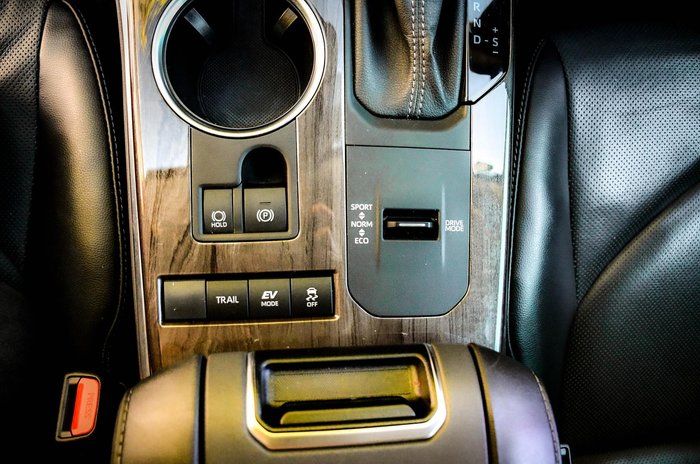 2022 Toyota Kluger Grande