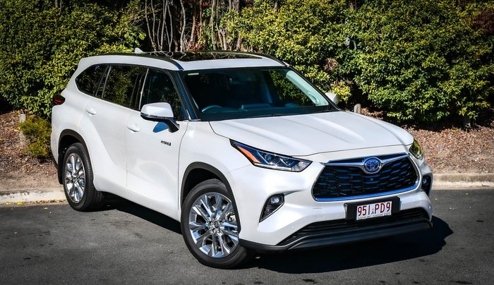 2022 Toyota Kluger Grande