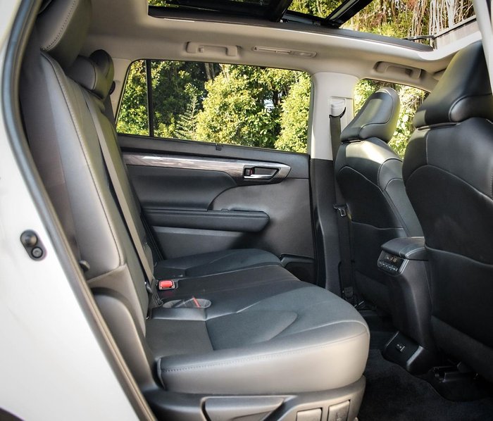 2022 Toyota Kluger Grande