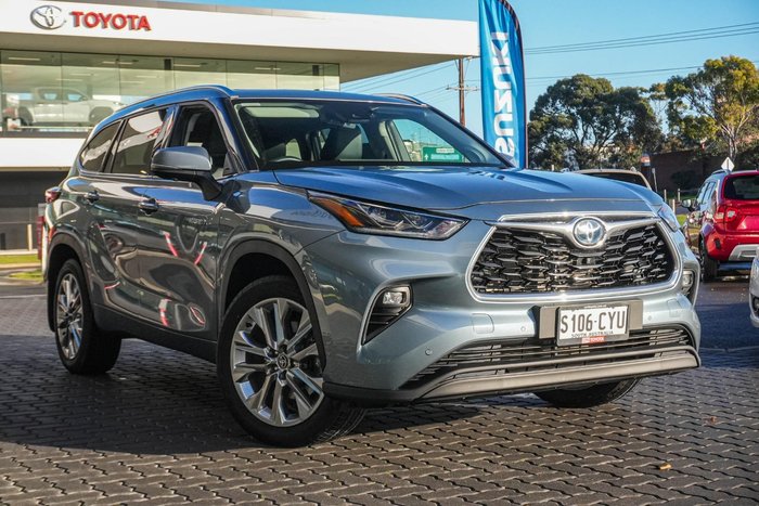 2023 Toyota Kluger Grande