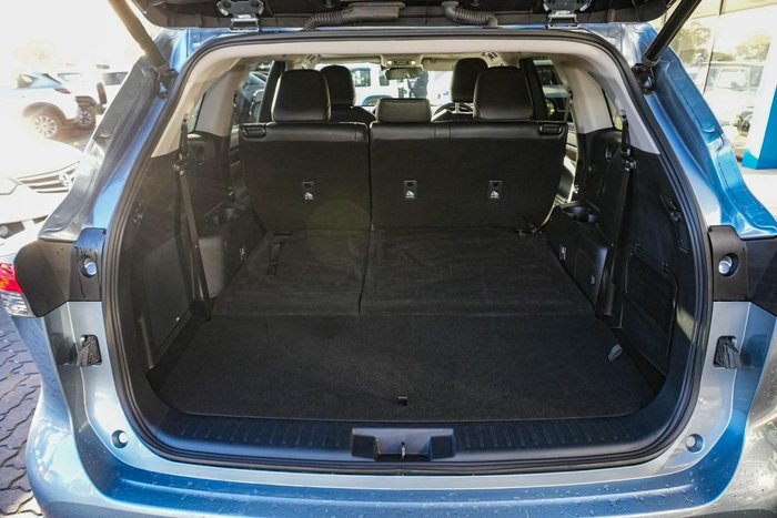 2023 Toyota Kluger Grande