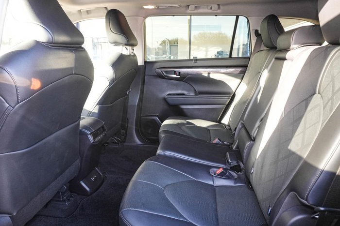 2023 Toyota Kluger Grande