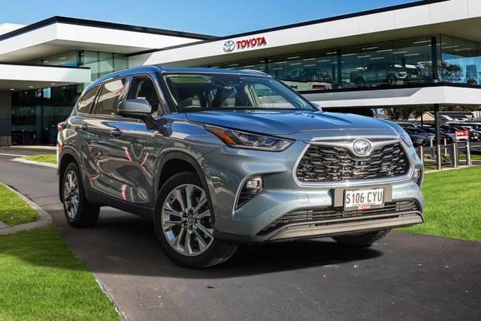 2023 Toyota Kluger Grande