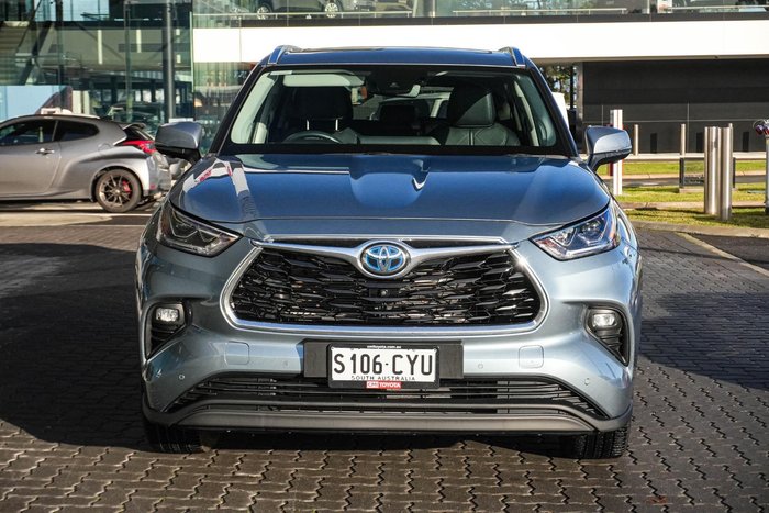 2023 Toyota Kluger Grande