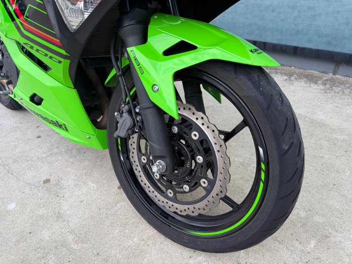 2024 Kawasaki NINJA 400 Green