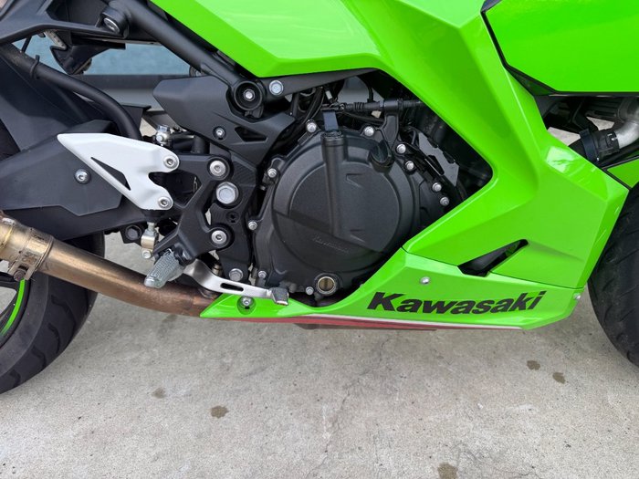 2024 Kawasaki NINJA 400 Green
