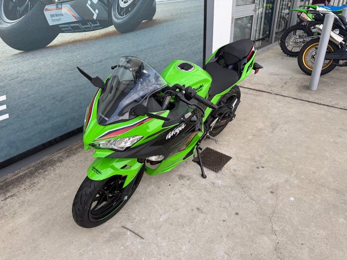 2024 Kawasaki NINJA 400
