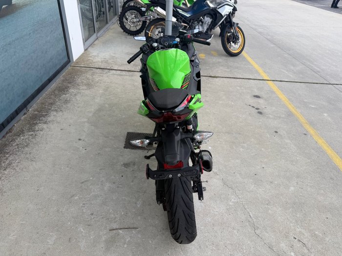 2024 Kawasaki NINJA 400 Green