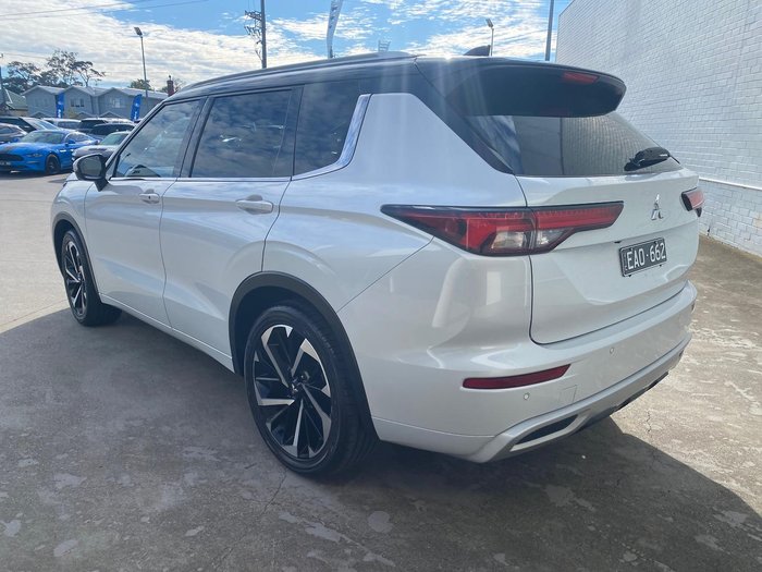 2021 Mitsubishi Outlander Exceed Tourer