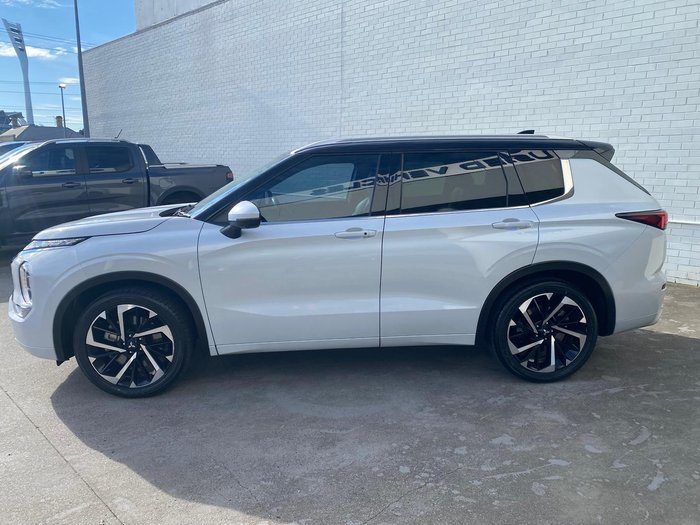 2021 Mitsubishi Outlander Exceed Tourer