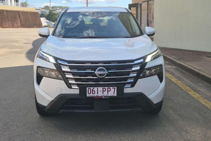 2025 Nissan X-TRAIL ST