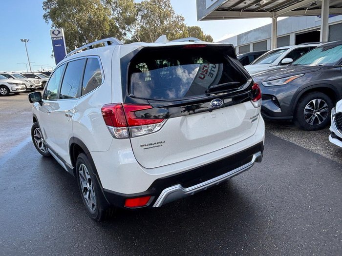 2021 Subaru Forester Hybrid L