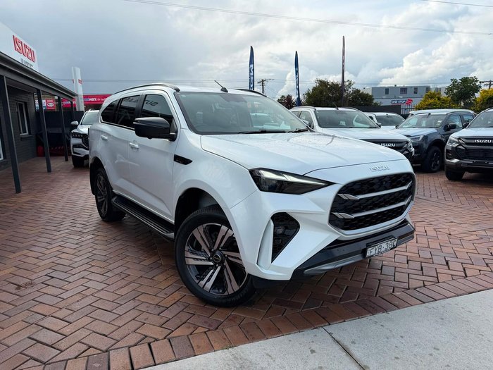 2025 Isuzu MU-X LS-T
