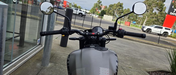 2026 Royal Enfield Guerrilla 450 Guerrilla Grey