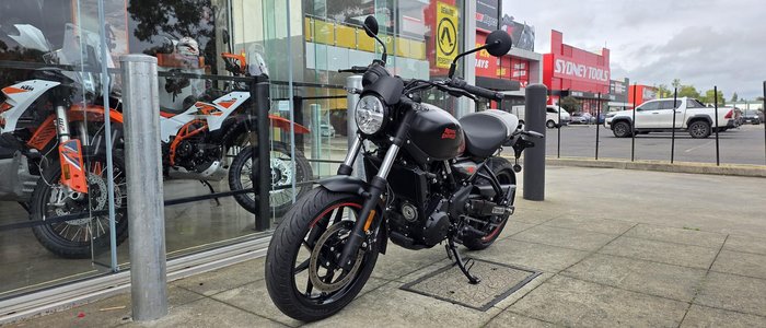 2026 Royal Enfield Guerrilla 450 Guerrilla Grey