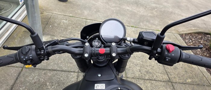 2026 Royal Enfield Guerrilla 450 Guerrilla Grey