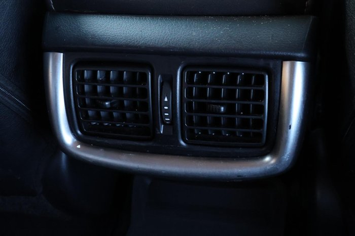 2021 Toyota Hilux SR5