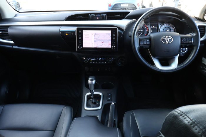 2021 Toyota Hilux SR5