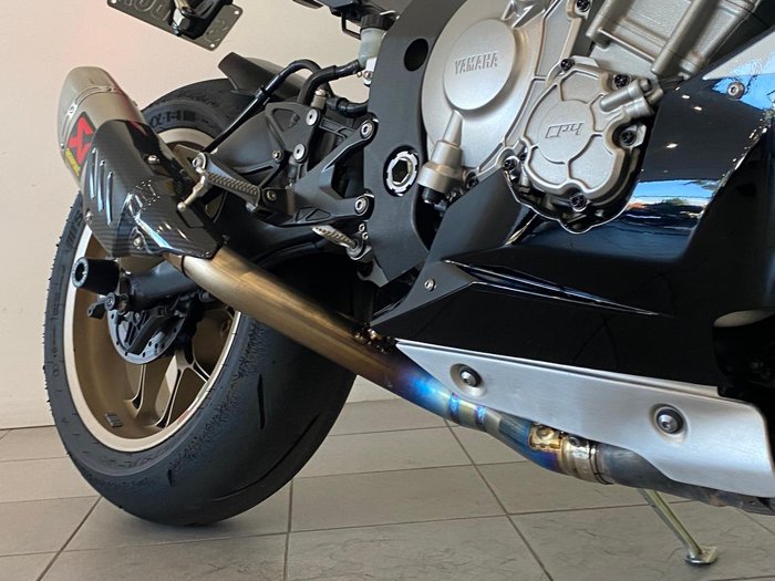 2016 Yamaha YZF-R1SP R1 Yellow