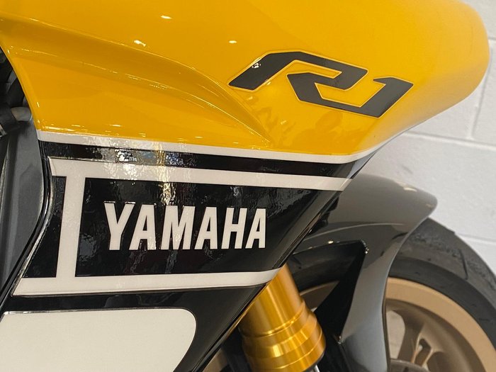 2016 Yamaha YZF-R1SP