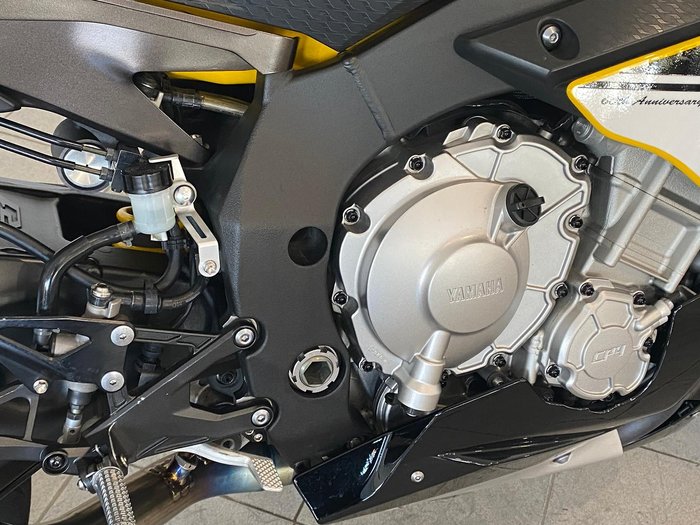 2016 Yamaha YZF-R1SP R1 Yellow